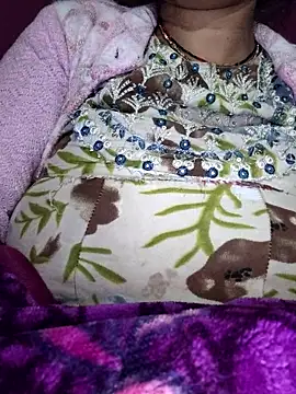 Snapshot of CUTGIRL76 chatting on December 2025 09:45:01 PM CUTGIRL76 online show from December 2025 09:45:01 PM