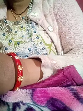 Snapshot of CUTGIRL76 chatting on January 2026 03:20:02 AM CUTGIRL76 online show from January 2026 03:20:02 AM