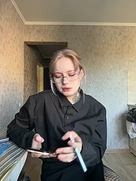 n1ghtcloud online show from September 2025 10:51:01 AM