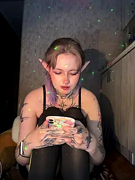 n1ghtcloud online show from October 2025 11:24:02 PM