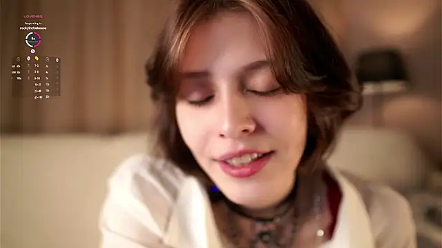 LurleneRamo online show from September 2025 01:10:01 AM