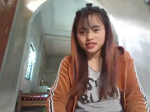 Lee coope online show from November 2025 01:58:02 AM