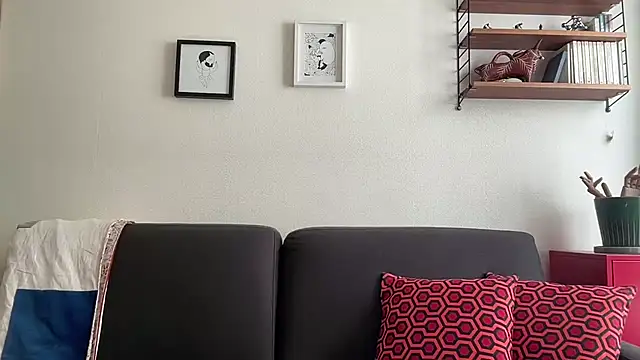 Snapshot of Milkywaymen chatting on October 2025 11:40:01 AM Milkywaymen online show from October 2025 11:40:01 AM