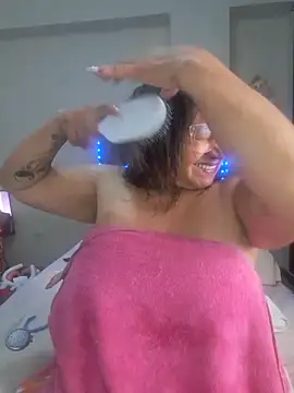 Vickysweeeettt online show from May 2026 07:43:01 PM