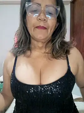 Vickysweeeettt online show from May 2026 01:03:02 AM