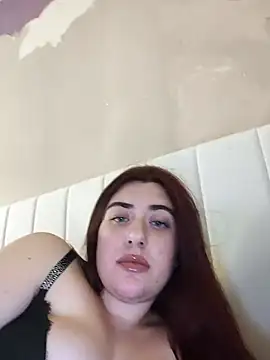 Snapshot of SerenaVice chatting on December 2025 07:43:02 PM SerenaVice online show from December 2025 07:43:02 PM