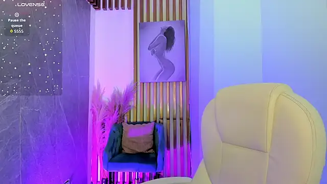 PauliinaBelle  online show from May 2026 02:04:01 PM