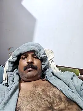 Snapshot of vardh033 chatting on November 2025 03:39:02 AM vardh033 online show from November 2025 03:39:02 AM