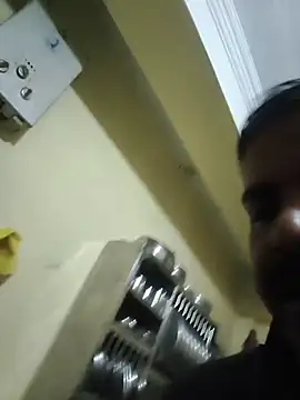 Snapshot of vardh033 chatting on November 2025 05:51:02 AM vardh033 online show from November 2025 05:51:02 AM