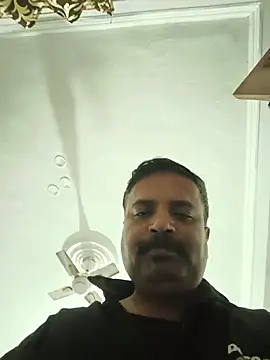 Snapshot of vardh033 chatting on December 2025 04:29:02 AM vardh033 online show from December 2025 04:29:02 AM