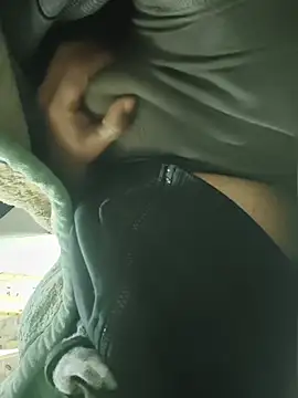 Snapshot of vardh033 chatting on December 2025 02:08:02 AM vardh033 online show from December 2025 02:08:02 AM