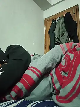 Snapshot of vardh033 chatting on January 2026 05:27:02 PM vardh033 online show from January 2026 05:27:02 PM