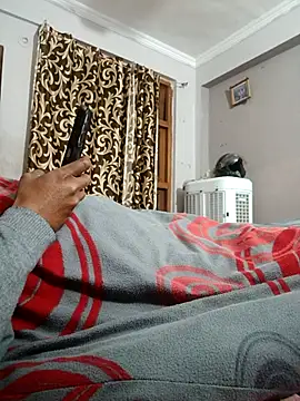 Snapshot of vardh033 chatting on February 2026 03:49:02 PM vardh033 online show from February 2026 03:49:02 PM