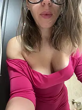 ladywithbigass online show from February 2025 05:53:02 AM