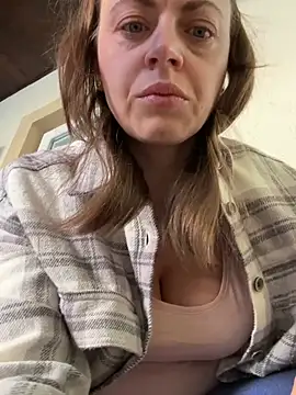 ladywithbigass online show from April 2026 06:03:01 AM