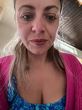 ladywithbigass online show from July 2026 04:08:02 AM