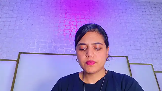 Snapshot of thalia888_ chatting on May 2026 07:11:02 PM thalia888 online show from May 2026 07:11:02 PM