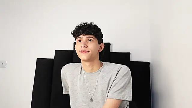 alexmark  online show from September 2025 03:03:02 PM