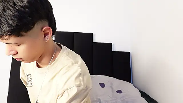 alexmark  online show from September 2025 07:28:02 PM