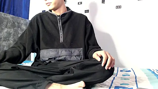 Snapshot of alexmark_ chatting on April 2026 02:28:02 PM alexmark online show from April 2026 02:28:02 PM