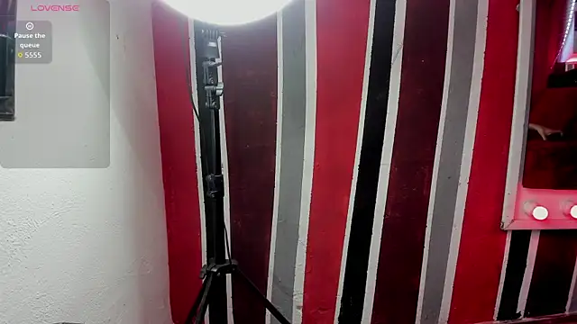 Snapshot of curvy_mature4u chatting on September 2025 03:12:01 PM curvy mature4u online show from September 2025 03:12:01 PM