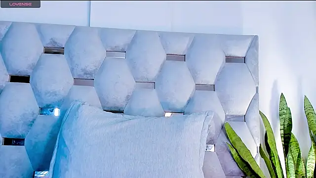 tiago xxx  online show from October 2025 02:57:02 AM