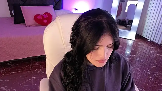 Snapshot of sari_belle chatting on September 2025 11:34:02 AM sari belle online show from September 2025 11:34:02 AM