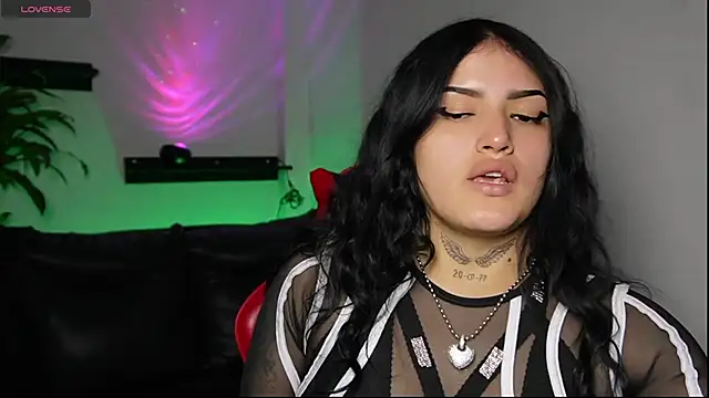 Snapshot of sari_belle chatting on September 2025 09:19:01 PM sari belle online show from September 2025 09:19:01 PM