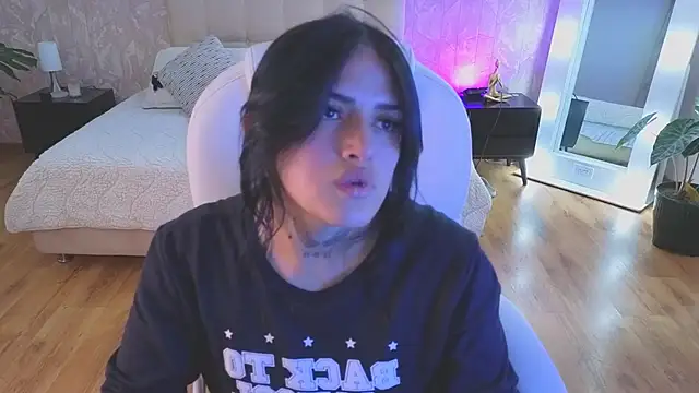 Snapshot of sari_belle chatting on October 2025 09:23:02 PM sari belle online show from October 2025 09:23:02 PM