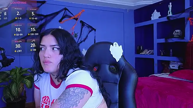 Snapshot of sari_belle chatting on November 2025 08:11:02 PM sari belle online show from November 2025 08:11:02 PM