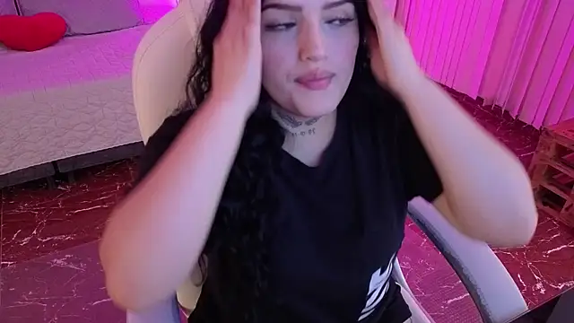 Snapshot of sari_belle chatting on January 2026 08:12:01 PM sari belle online show from January 2026 08:12:01 PM