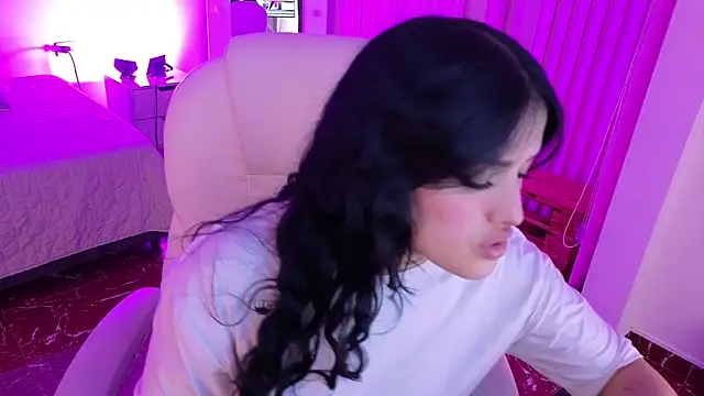 Snapshot of sari_belle chatting on January 2026 08:34:01 PM sari belle online show from January 2026 08:34:01 PM