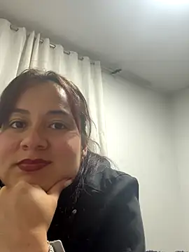 Snapshot of Leonis_0 chatting on October 2025 02:10:01 AM Leonis 0 online show from October 2025 02:10:01 AM