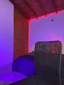 RickKrong  online show from September 2025 09:42:01 PM