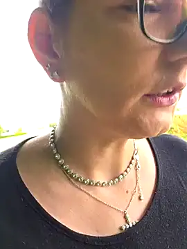 Snapshot of Swiss_Lady chatting on September 2025 12:49:02 PM Swiss Lady online show from September 2025 12:49:02 PM