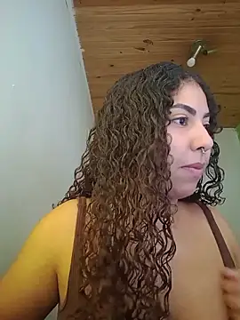 Snapshot of A_maddy chatting on March 2026 02:01:02 PM A maddy online show from March 2026 02:01:02 PM