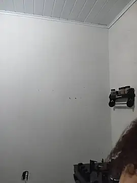 Snapshot of A_maddy chatting on April 2026 10:07:02 PM A maddy online show from April 2026 10:07:02 PM