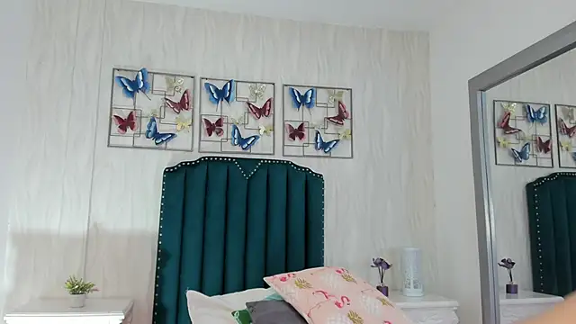 Alison Carde05 online show from May 2026 08:17:01 PM