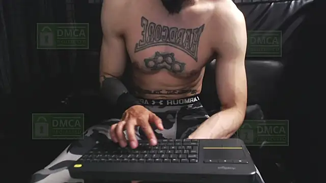 Snapshot of Mr_Klein_69 chatting on October 2025 12:10:02 AM Mr Klein 69 online show from October 2025 12:10:02 AM