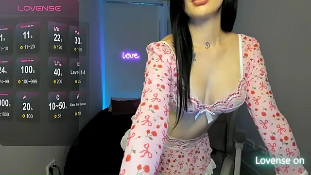 Snapshot of SelinaStorm chatting on June 2026 01:15:01 AM SelinaStorm online show from June 2026 01:15:01 AM