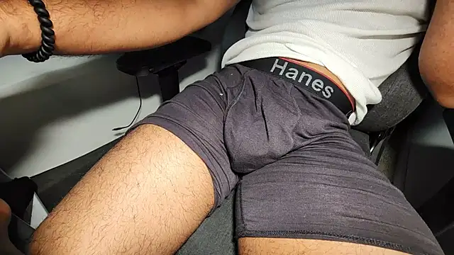 Snapshot of catt18 chatting on October 2025 08:08:02 PM catt18 online show from October 2025 08:08:02 PM