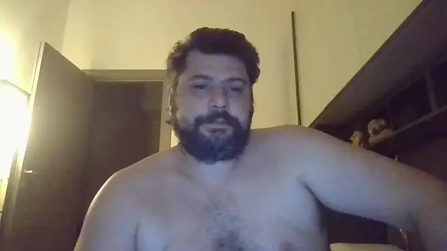 giuseppelovisi85 online show from October 2025 07:03:02 PM