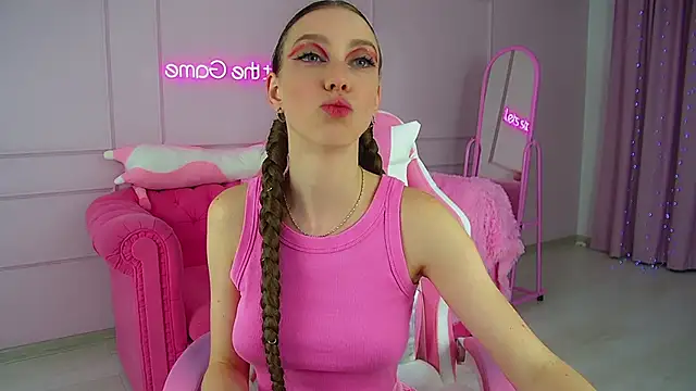 VeronicaVances online show from September 2025 06:08:01 PM