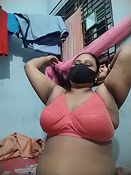 Lollita- online show from July 2026 03:15:01 PM