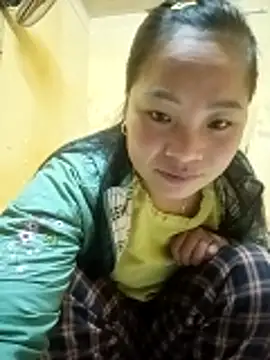 Milan6789 online show from November 2025 08:18:02 PM