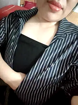 Julyy08 online show from September 2025 10:31:02 AM