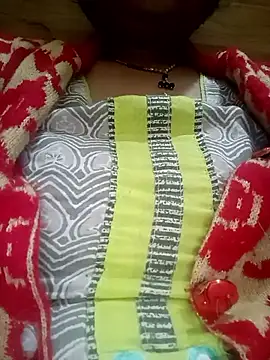 Snapshot of angry_couplez chatting on January 2026 03:14:02 PM angry couplez online show from January 2026 03:14:02 PM