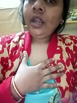 Snapshot of angry_couplez chatting on January 2026 02:48:02 AM angry couplez online show from January 2026 02:48:02 AM