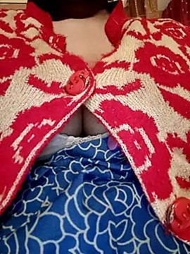 Snapshot of angry_couplez chatting on February 2026 04:54:01 PM angry couplez online show from February 2026 04:54:01 PM