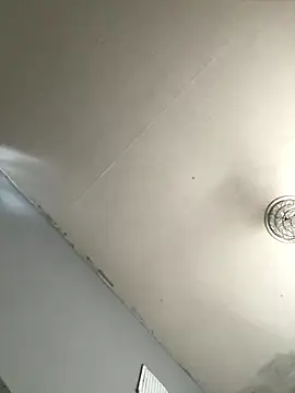 Snapshot of Victoriasteel chatting on September 2025 08:25:01 AM Victoriasteel online show from September 2025 08:25:01 AM